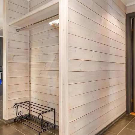 Lovely In With Sauna شقة *